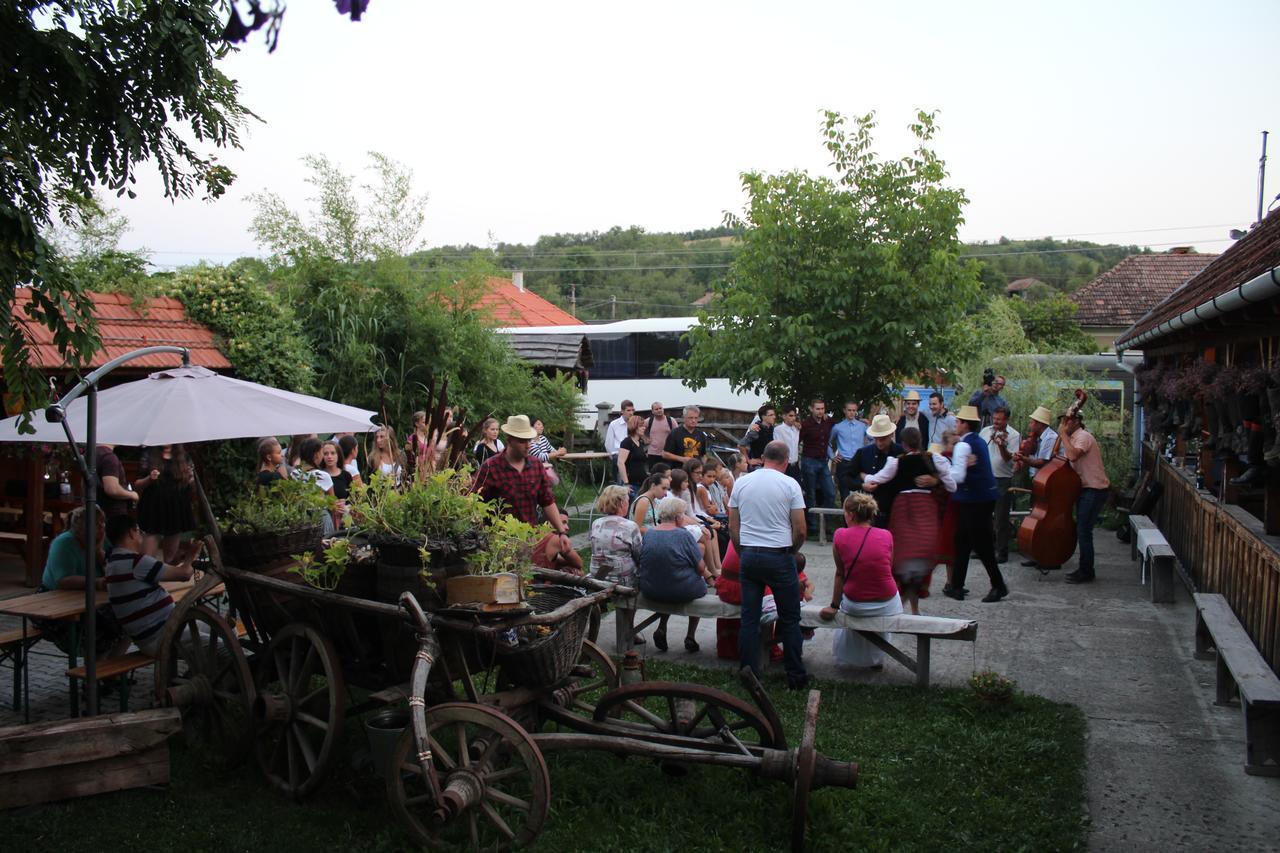 Csipkeszeg Bed & Breakfast Sic / Szek Romania Exterior photo